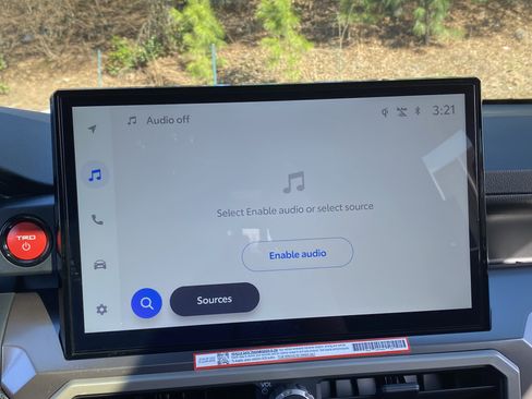 Certified 2025 Toyota Tacoma TRD Sport w/ TRD Sport Upgrade Package image 15