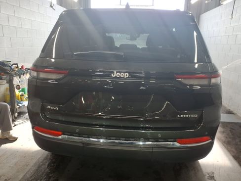 Used 2025 Jeep Grand Cherokee Limited image 5
