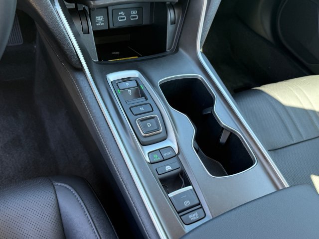 Used 2022 Honda Accord Touring image 22