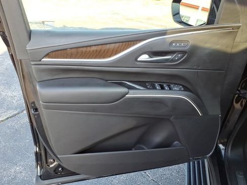 Used 2023 Cadillac Escalade Premium Luxury Platinum w/ LPO, Floor Liner Package AWD/4WD image 27