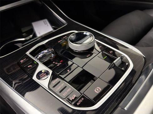 New 2027 BMW X7 xDrive40i AWD/4WD image 17