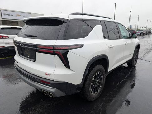 Used 2024 Chevrolet Traverse Z71 AWD/4WD image 10