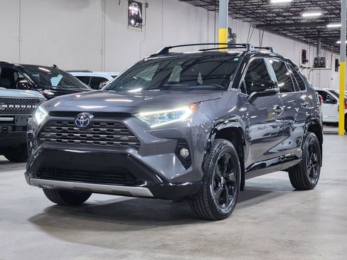 Used 2021 Toyota RAV4 XSE image 4