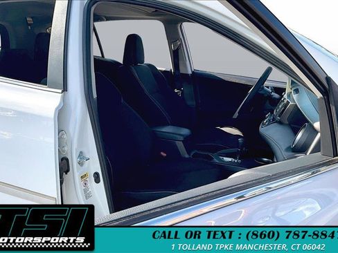 Used 2014 Toyota RAV4 XLE image 7