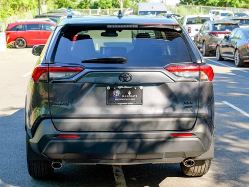 Used 2023 Toyota RAV4 XLE Premium AWD/4WD image 6