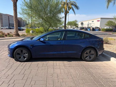 Used 2022 Tesla Model 3 RWD image 5