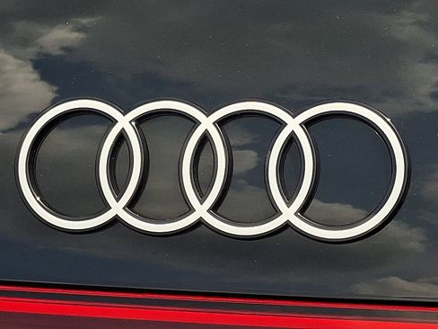 Certified 2025 Audi Q5 Premium w/ Convenience Package AWD/4WD image 31