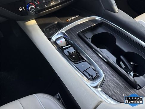 Used 2024 Buick Enclave Avenir w/ Avenir Technology Package image 20