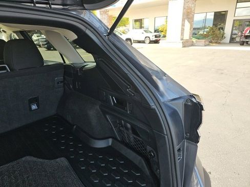 Used 2025 Subaru Outback Premium image 12
