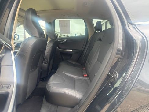 Used 2013 Volvo XC60 3.2 AWD/4WD image 4