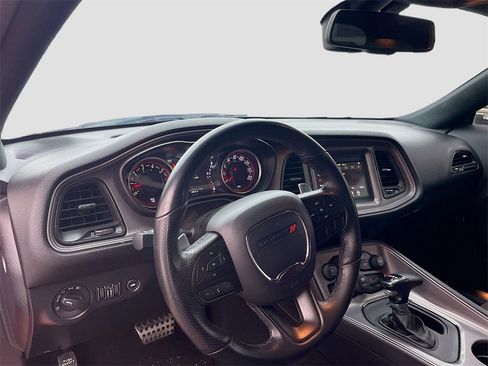 Used 2023 Dodge Challenger R/T image 11