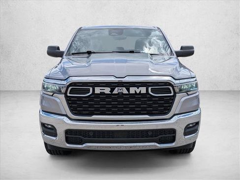Used 2025 RAM 1500 Big Horn AWD/4WD image 2