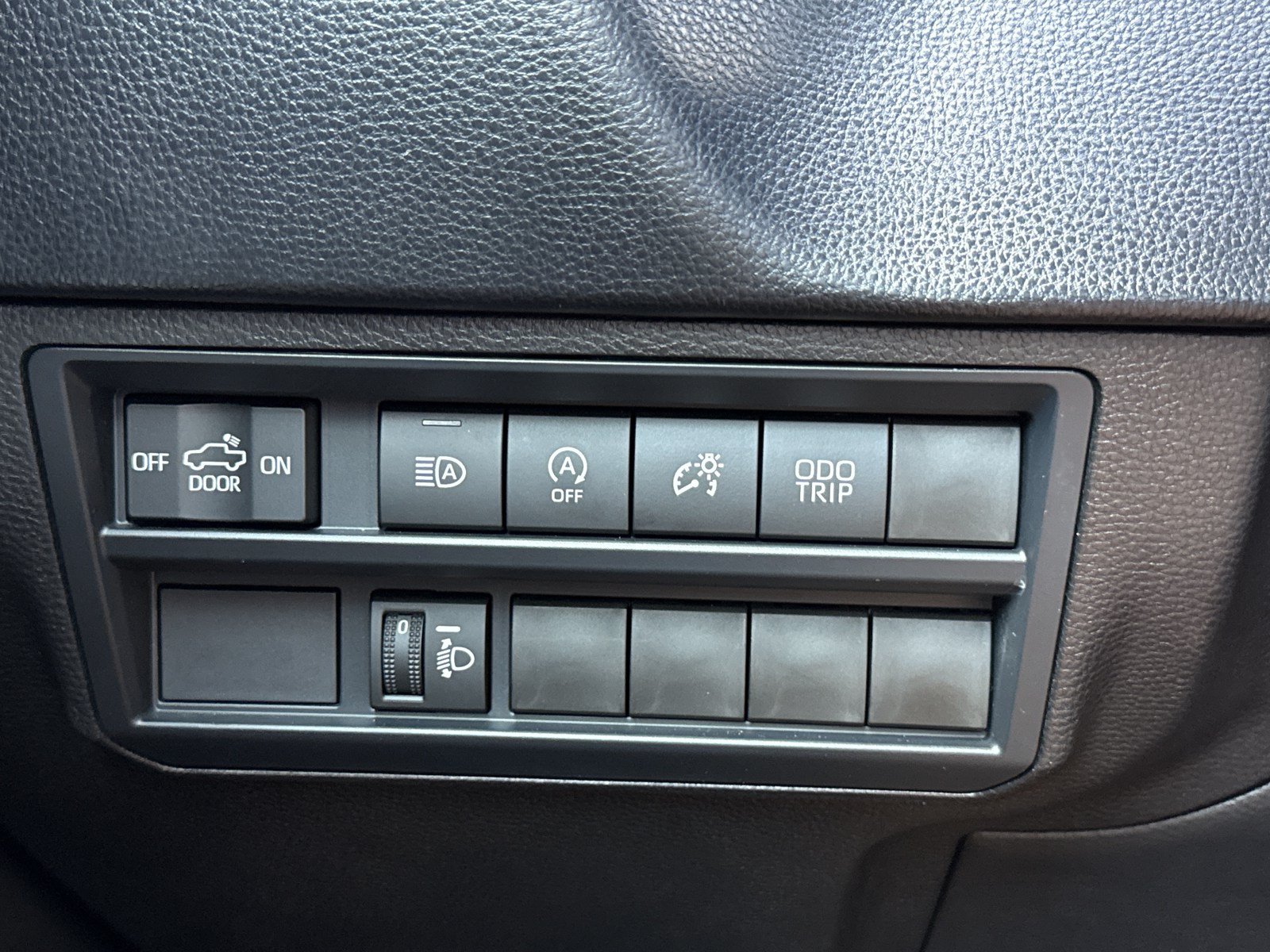 Used 2026 Toyota Tundra SR5 AWD/4WD image 18