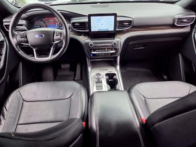 Used 2020 Ford Explorer Limited w/ Class III Trailer Tow Package RWD image 15