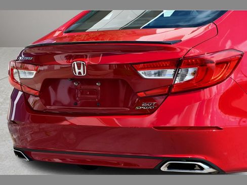 Used 2021 Honda Accord Sport image 27