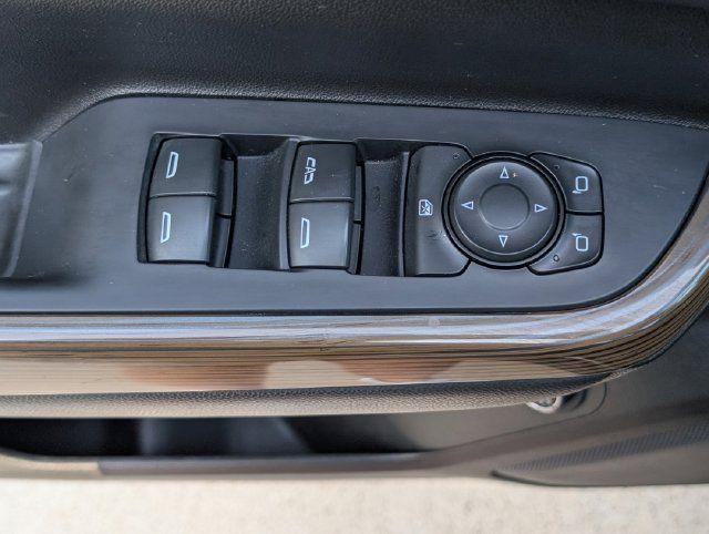 Used 2021 GMC Acadia SLE w/ Driver Convenience Package FWD image 20