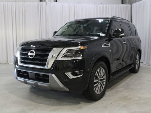 Used 2021 Nissan Armada SL w/ Captain's Chairs Package AWD/4WD image 40