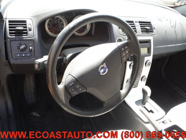 Used 2011 Volvo C70 T5 FWD image 9