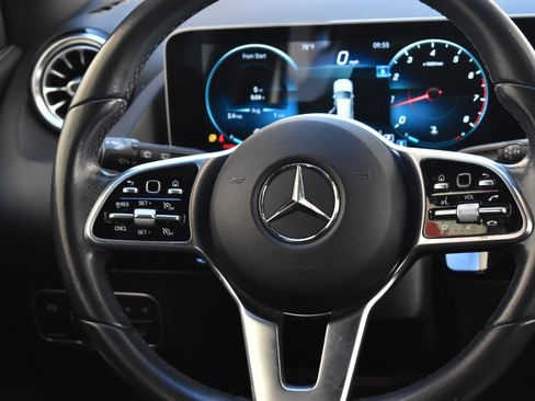 Used 2021 Mercedes-Benz GLA 250 4MATIC image 24