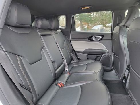 Certified 2023 Jeep Compass Limited image 23