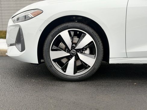 New 2025 Audi A5 2.0T Prestige image 2