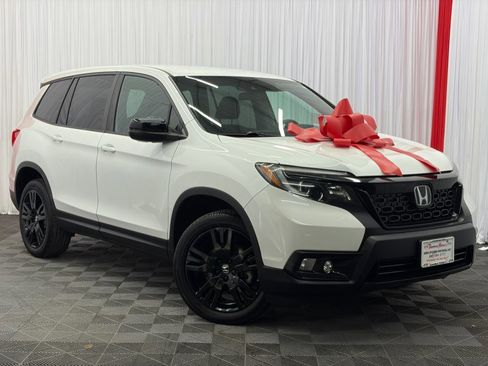 Used 2021 Honda Passport Sport image 1