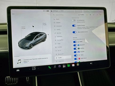 Used 2018 Tesla Model 3 Long Range RWD image 49