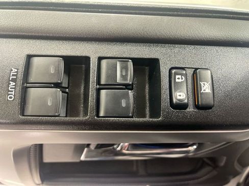 Used 2023 Toyota 4Runner Limited AWD/4WD image 13