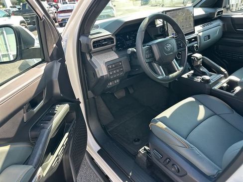 Used 2026 Toyota Tacoma 4x4 Double Cab Hybrid image 12