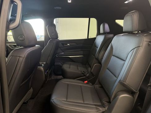 New 2026 Chevrolet Traverse LT w/ Midnight/Sport Edition AWD/4WD image 21