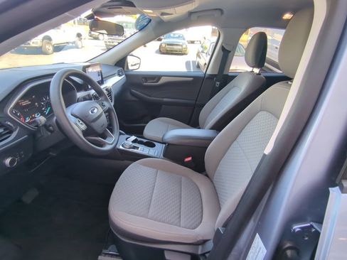 Used 2022 Ford Escape SE image 13