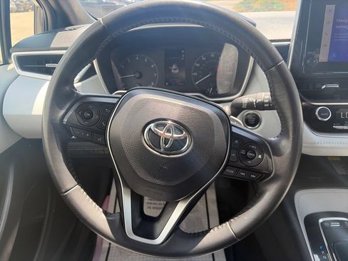 Used 2024 Toyota Corolla SE w/ SE Package FWD image 15