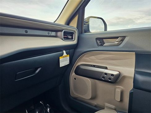 New 2025 Ford Maverick Lariat w/ 4K Tow Package image 26