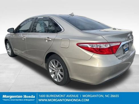 Used 2016 Toyota Camry XLE w/ Moonroof Package image 7