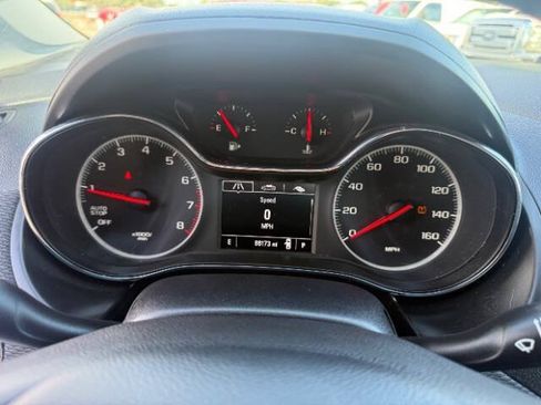 Used 2019 Chevrolet Cruze LS FWD image 12