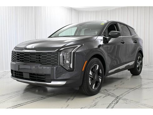 New 2026 Kia Sportage LX image 4