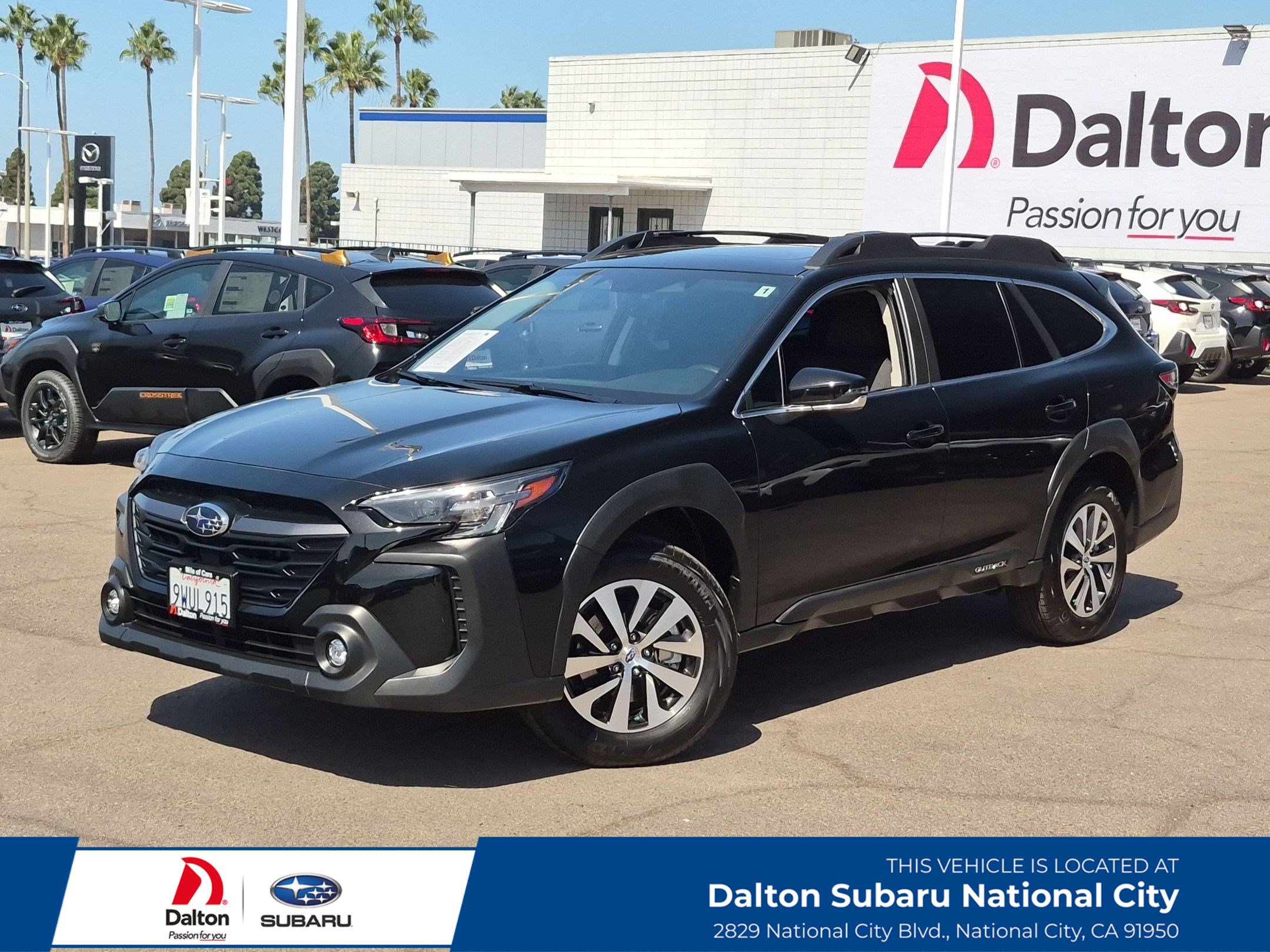 Certified 2025 Subaru Outback Premium AWD/4WD image 1