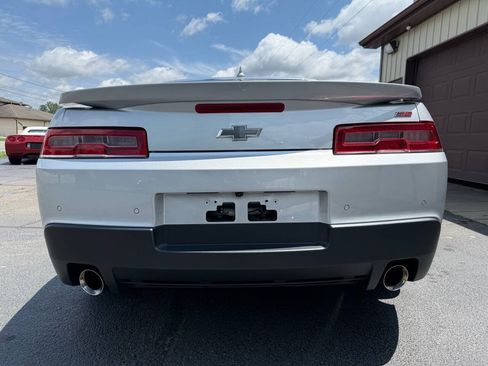 Used 2015 Chevrolet Camaro SS w/ Commemorative Special Edition RWD image 77