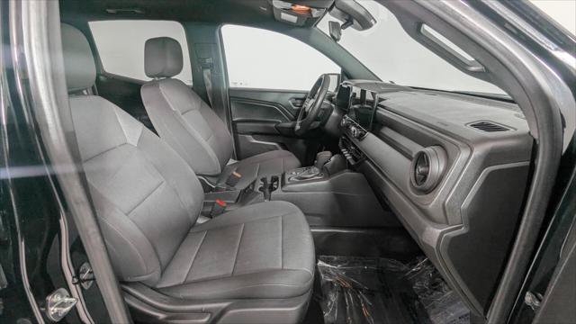 Used 2023 Chevrolet Colorado W/T RWD image 23