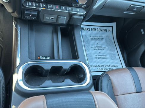 Used 2023 Chevrolet Silverado 3500 High Country w/ Z71 Off-Road Package image 9