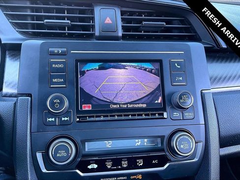 Used 2018 Honda Civic Sport image 14