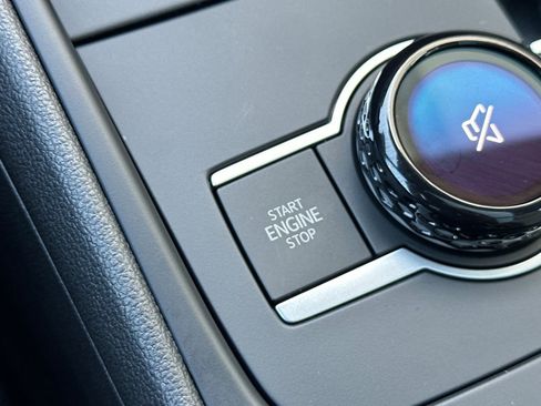 New 2026 Volkswagen Tiguan SE R-Line image 20