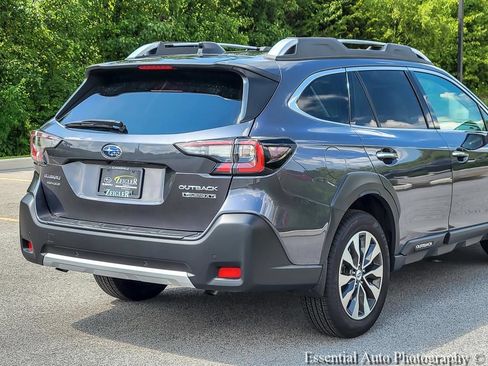Used 2025 Subaru Outback Touring XT AWD/4WD image 6