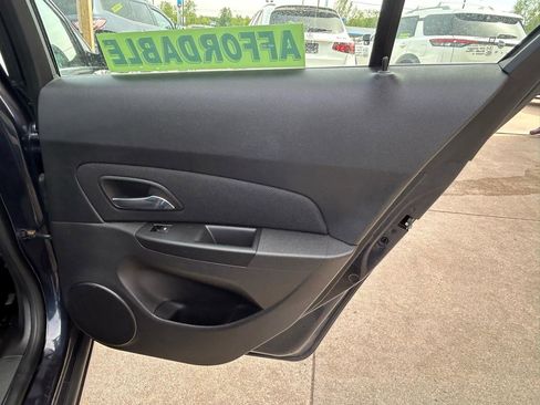 Used 2014 Chevrolet Cruze LT FWD image 14