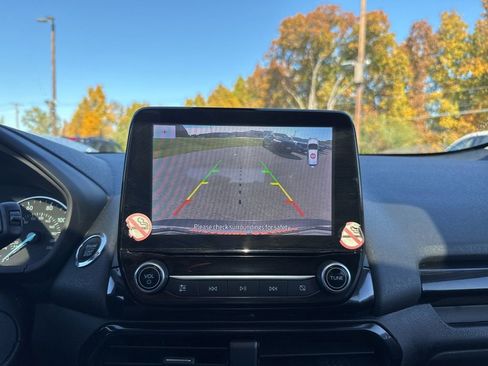 Used 2021 Ford EcoSport Titanium image 23