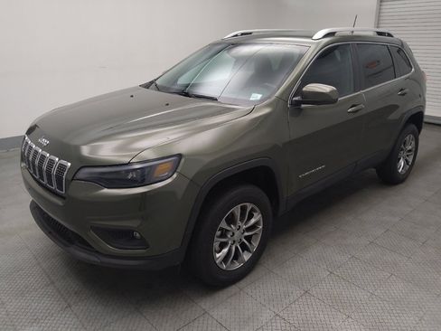 Used 2021 Jeep Cherokee Latitude Lux w/ Comfort/Convenience Group AWD/4WD image 2