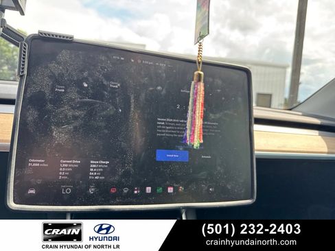 Used 2021 Tesla Model Y Long Range AWD/4WD image 1