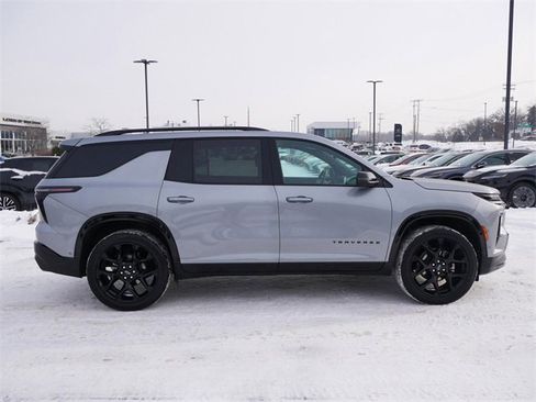 Used 2024 Chevrolet Traverse RS w/ LPO, Floor Liner Package image 6