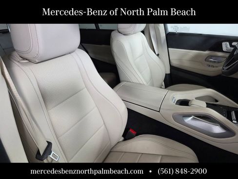 Used 2025 Mercedes-Benz GLE 350 4MATIC image 31