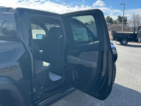 New 2026 Chevrolet Colorado ZR2 AWD/4WD image 36